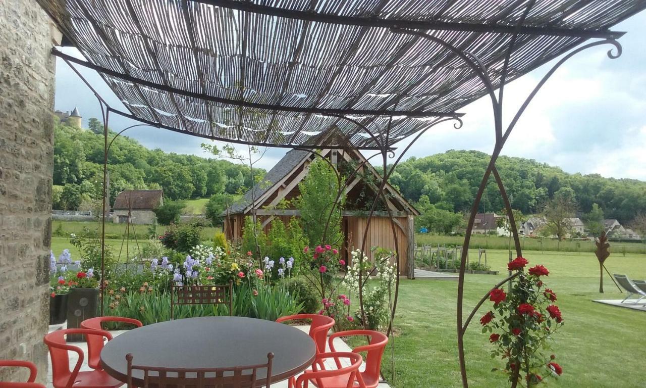 Bed and Breakfast Le Mazet D'Olt à Altillac Extérieur photo